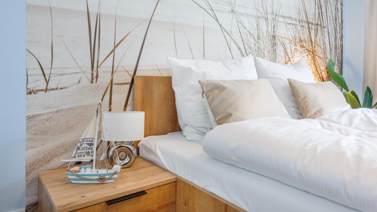Apartament Blekitna Laguna Z Basenem - Ul Kasprowicza 20A - Holiday City Kolobrzeg Bagian luar foto